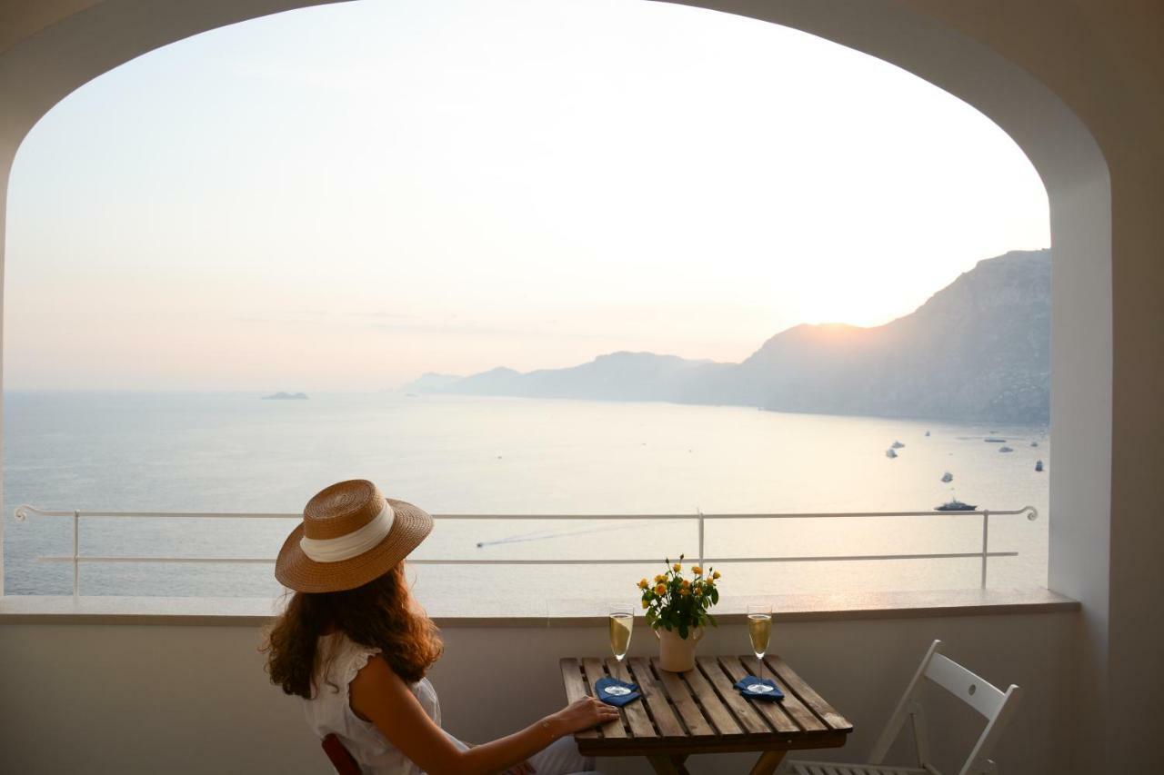 Pezz Pezz Hotel Praiano Bagian luar foto